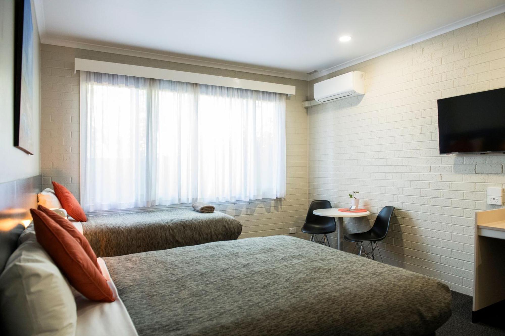 Central Deborah Motel Bendigo Exterior photo