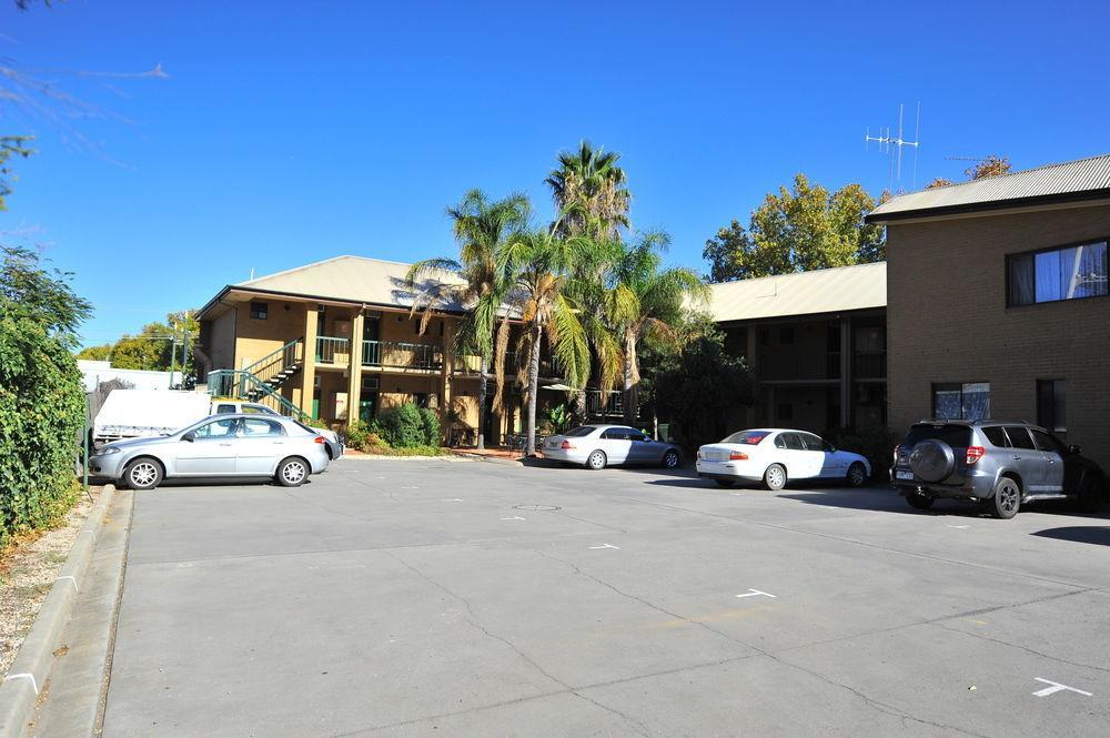 Central Deborah Motel Bendigo Exterior photo