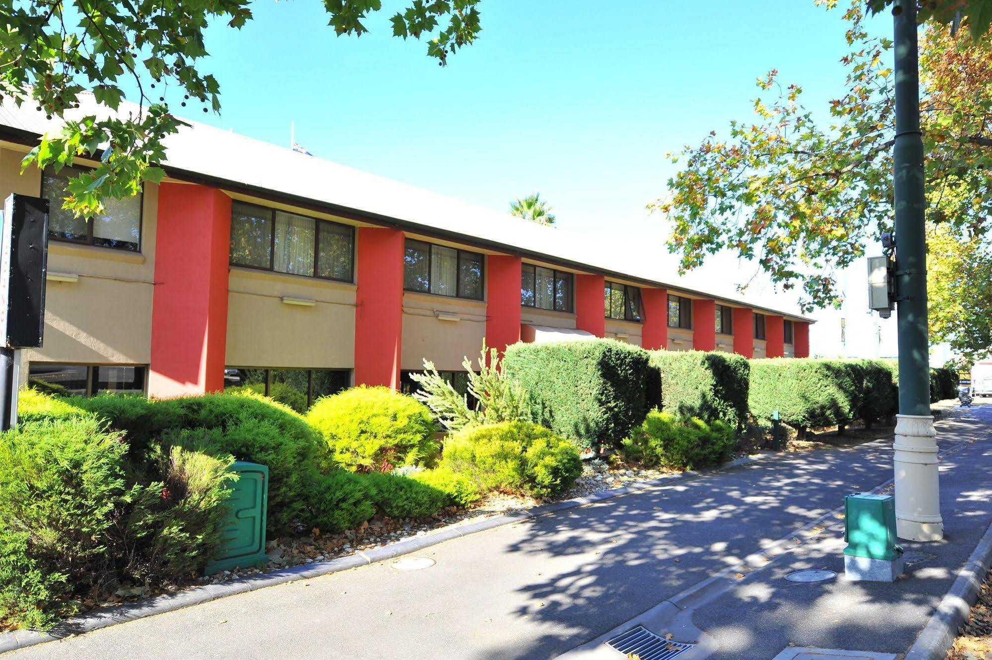 Central Deborah Motel Bendigo Exterior photo